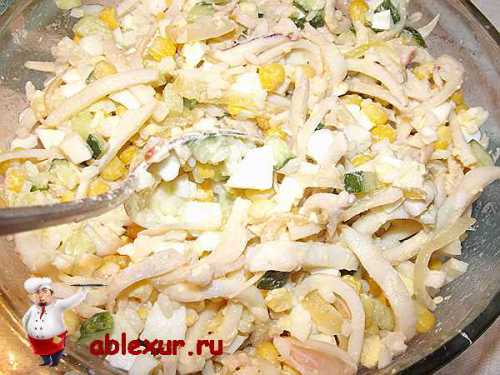 Половину головки луковицы мелко порезать